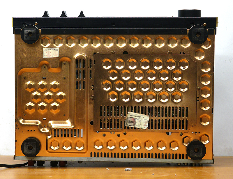 LA-7500-BT.jpg